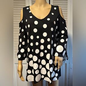 Vecceli Italy Black White Polka Dot Cold Shoulder Tunic Blouse Top Large